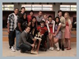 Biggest-Headline-2009-Glee-Wins-Our-Hearts